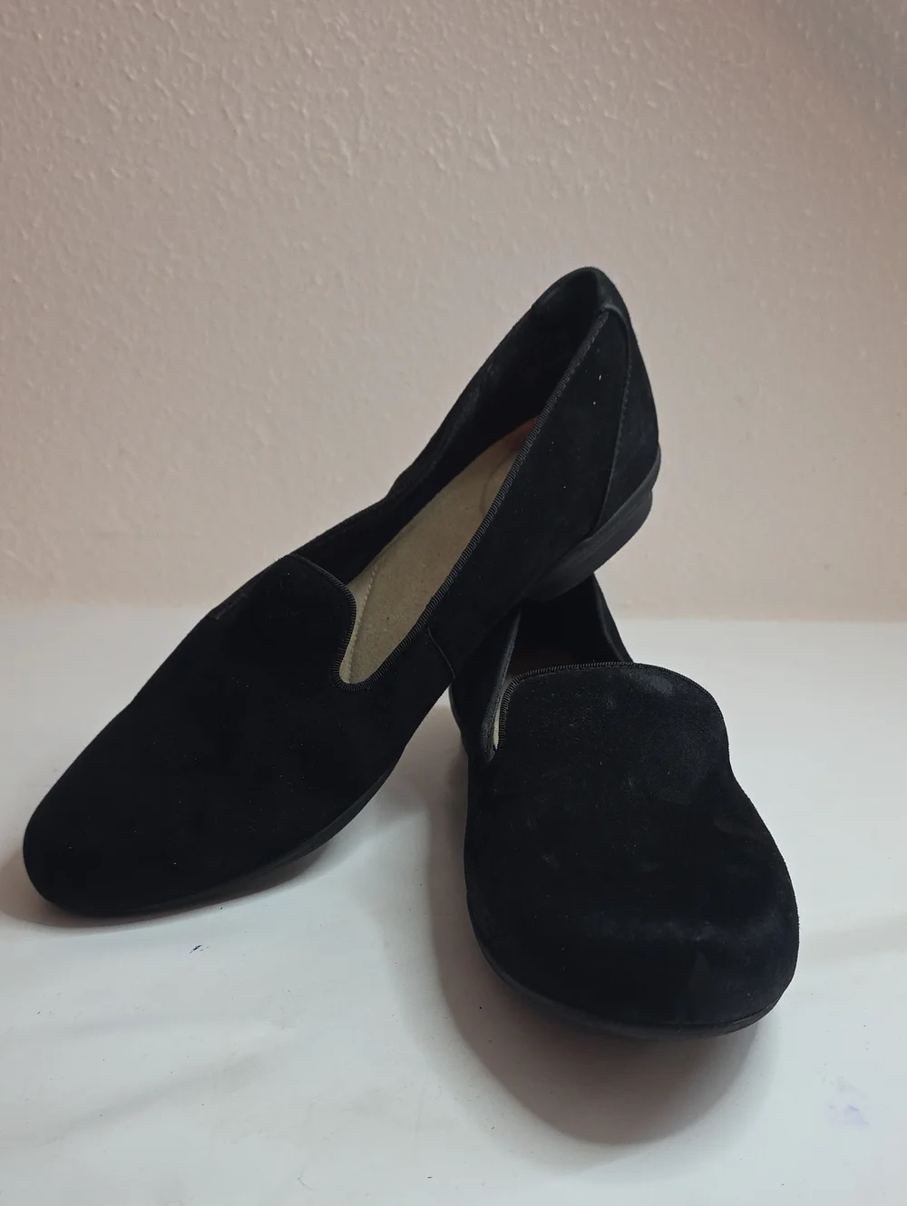 CLARKS SARA POPPY SLIP ON FLATS LOAFERS BLACK SUEDE VGUC LADIES SIZE 9.5 W